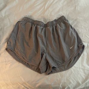 Nike Tempo  Running Shorts sz XL